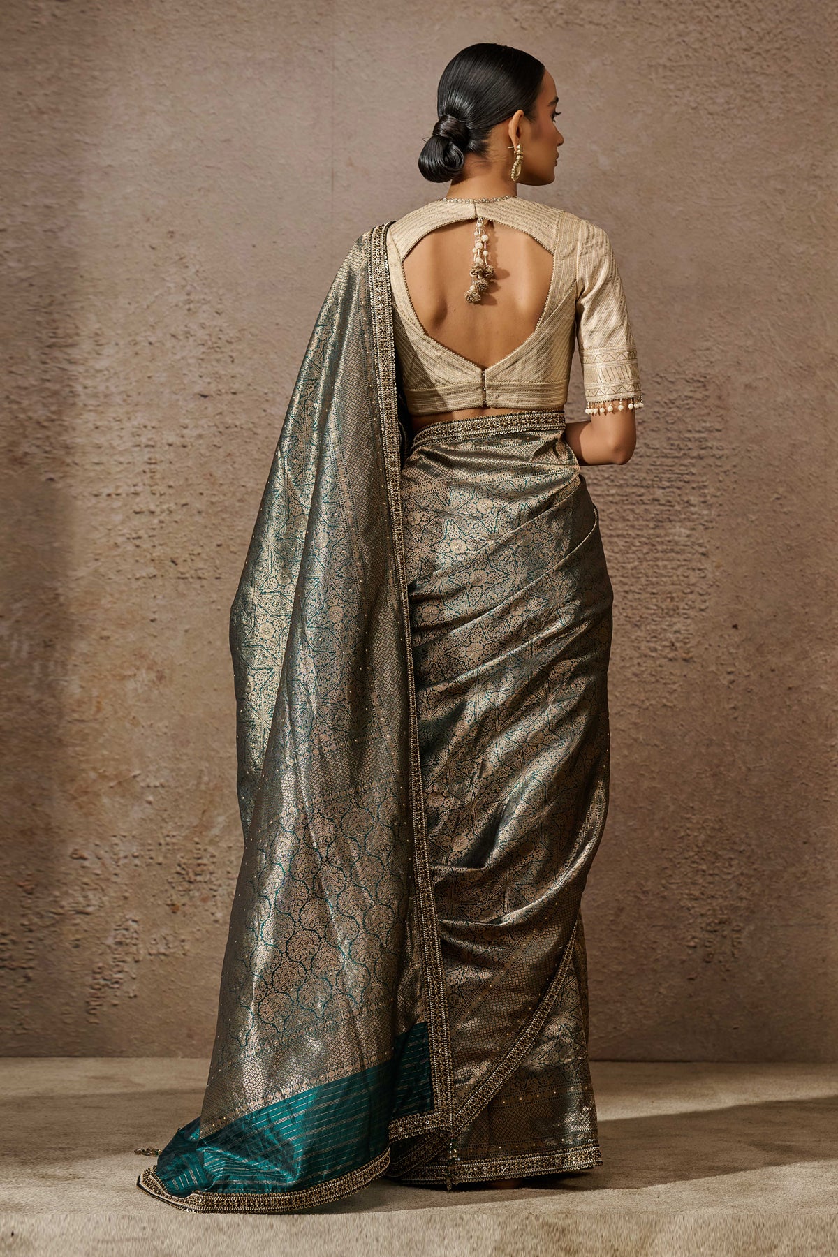 Brocade Saree Blouse Fabric - Image 4