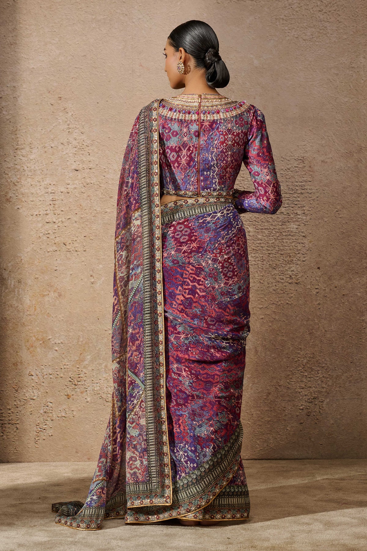 Otherworldly Classic Printed Saree - Image 4