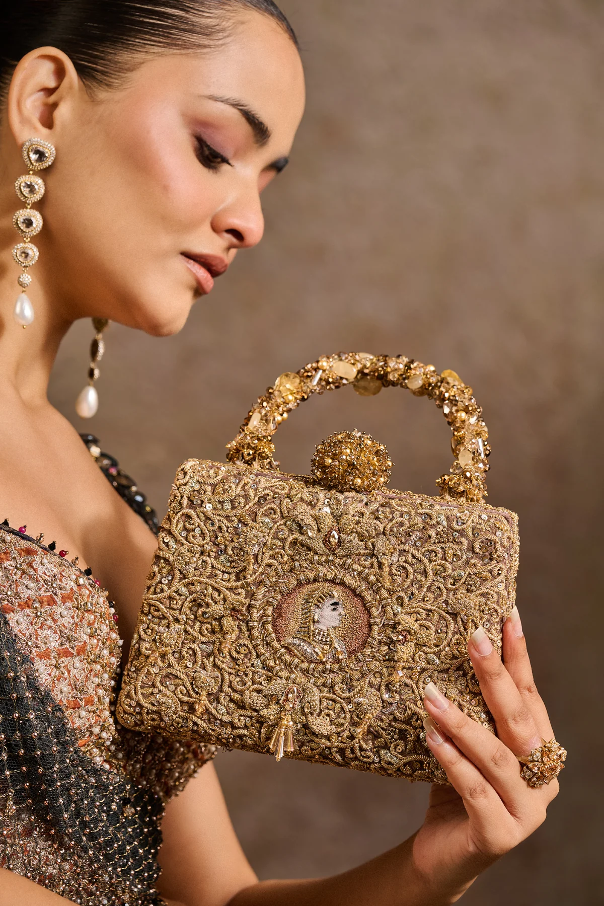 Embroidered Clutch - Image 4