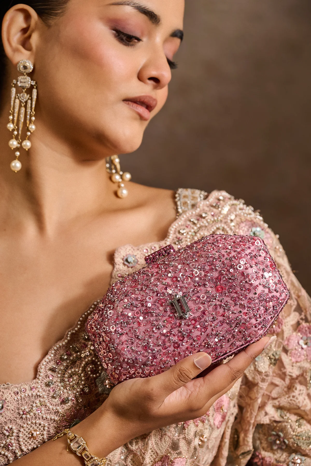 Embroidered Clutch - Image 4