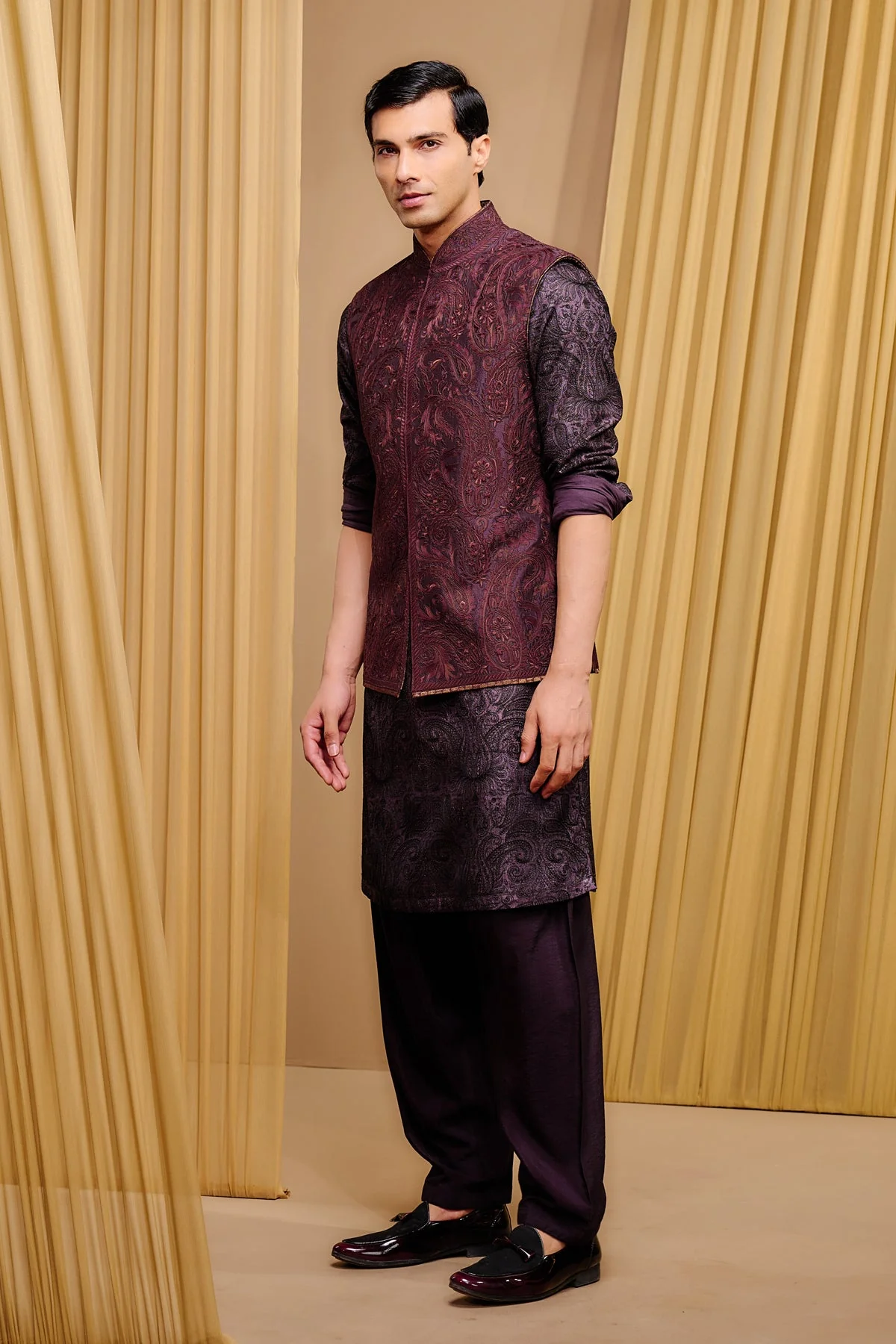 Otherworldly Embroidered Waistcoat Set - Image 2
