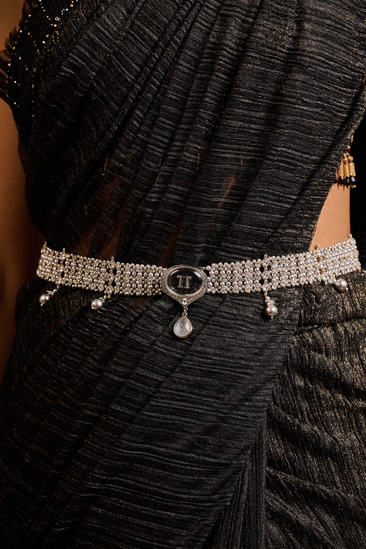 Jewelled Brooch Belt - Image 2