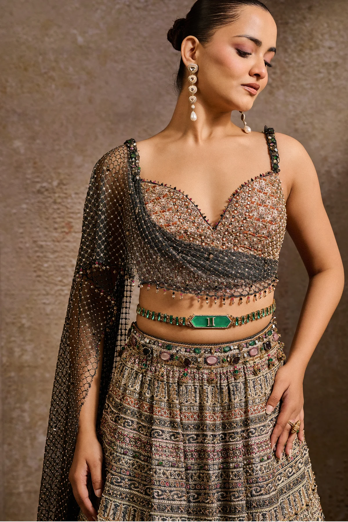 Jewelled Brooch Belt - Image 2