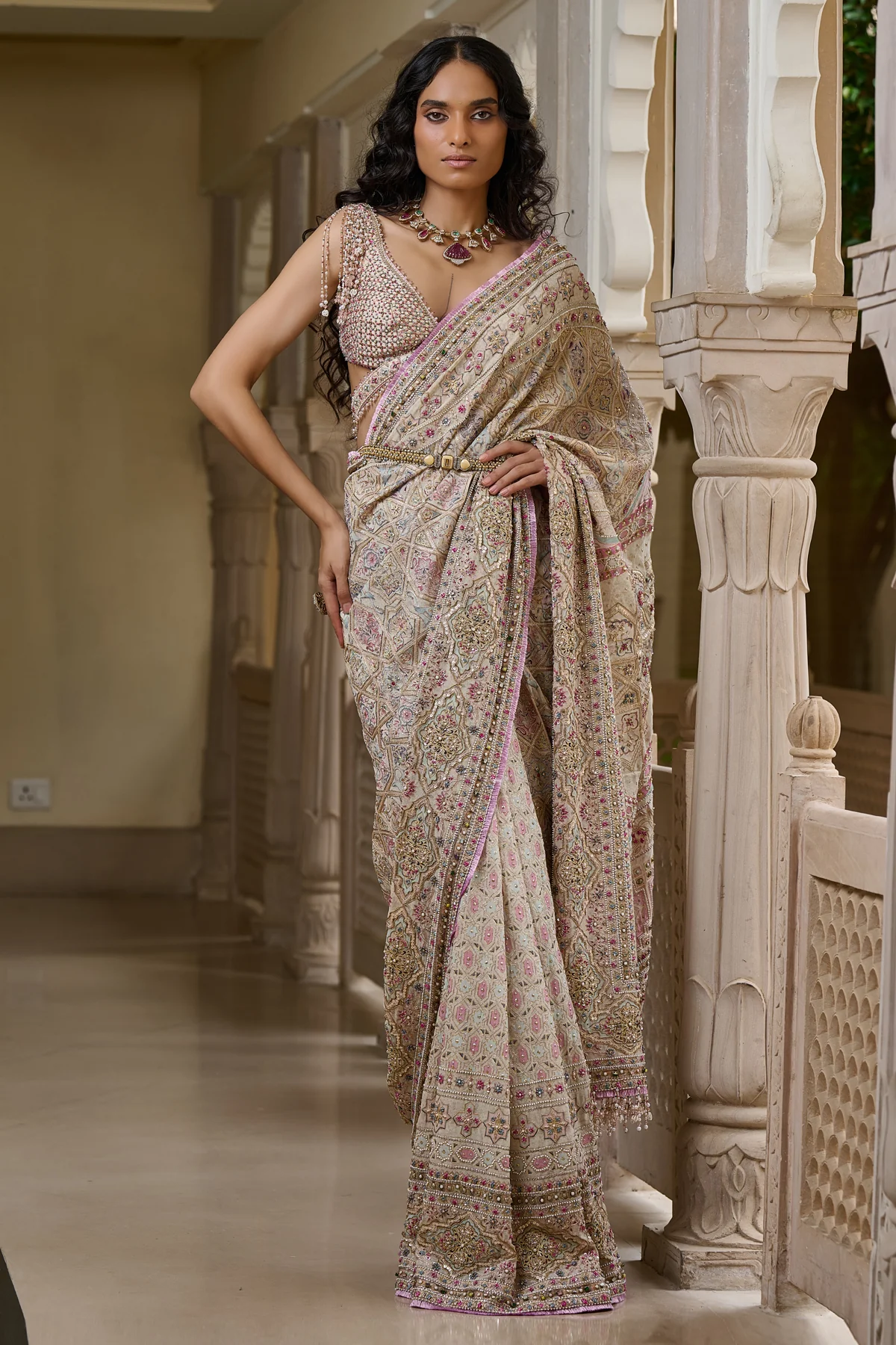 Quintessence  Kashida Embroidered Saree - Image 2