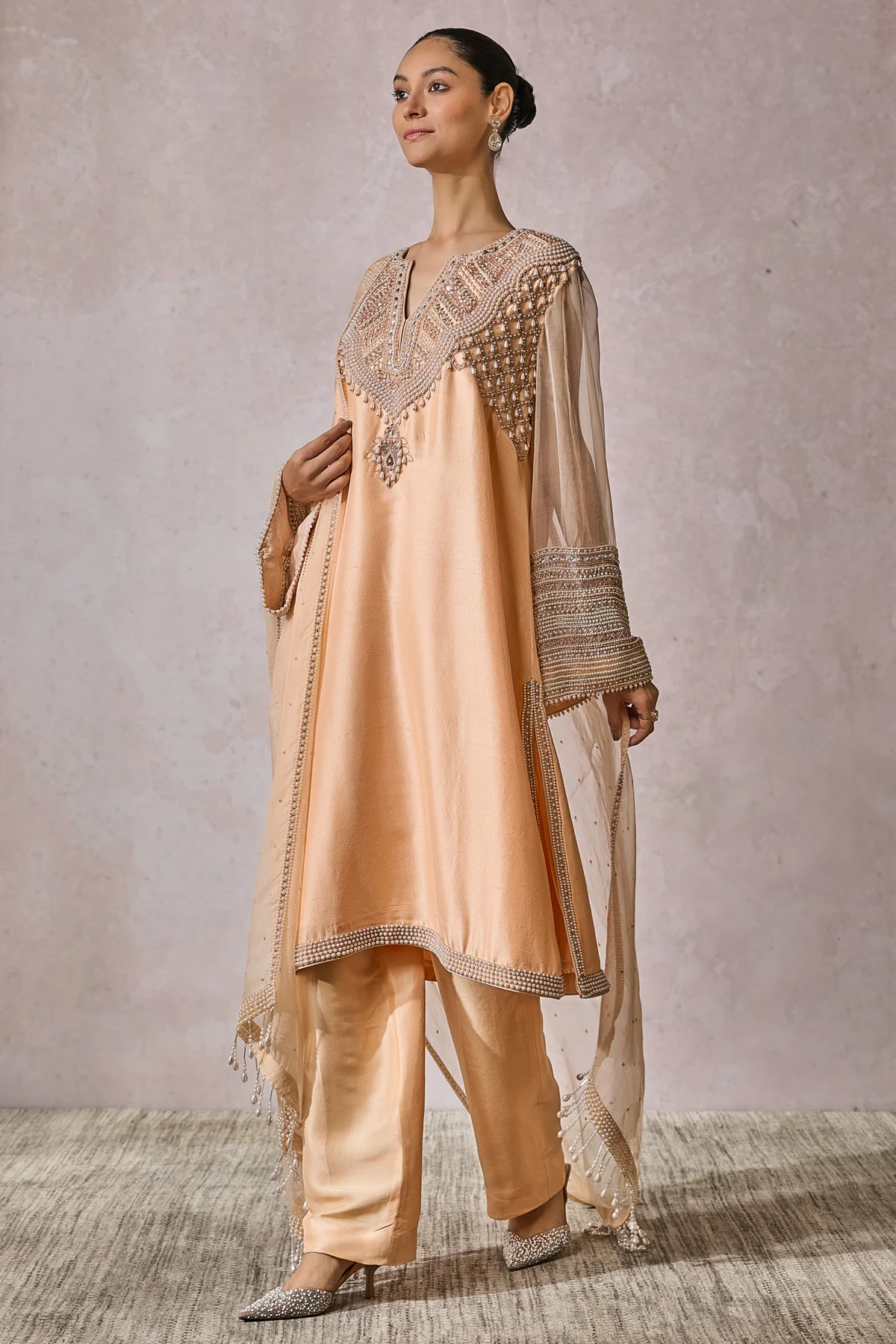SOL Kurta Trousers Dupatta - Image 3
