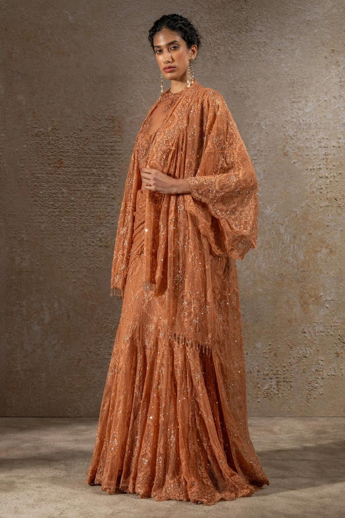 Golden Light Lace Concept Saree with Cape - Image 5
