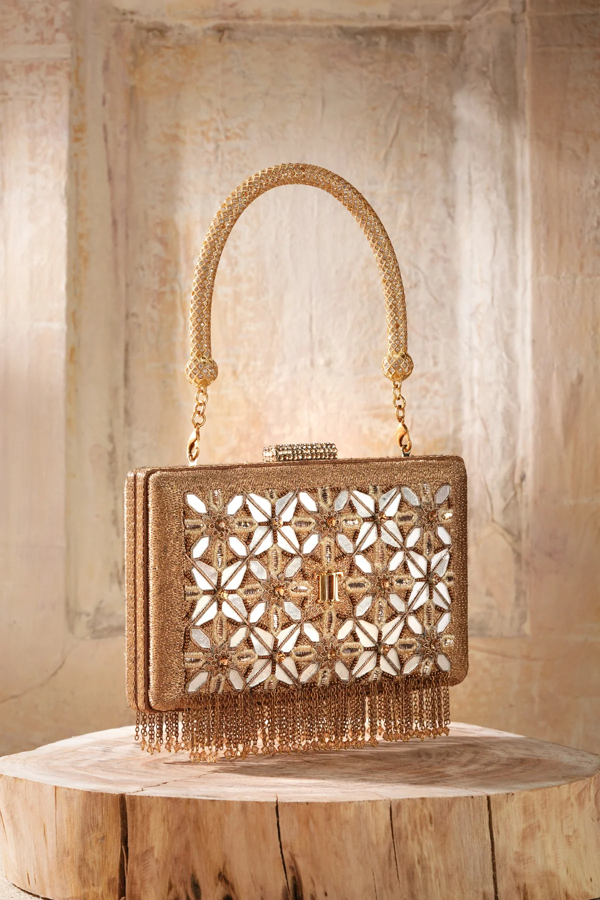 Mirrored Hand Bag - Image 4