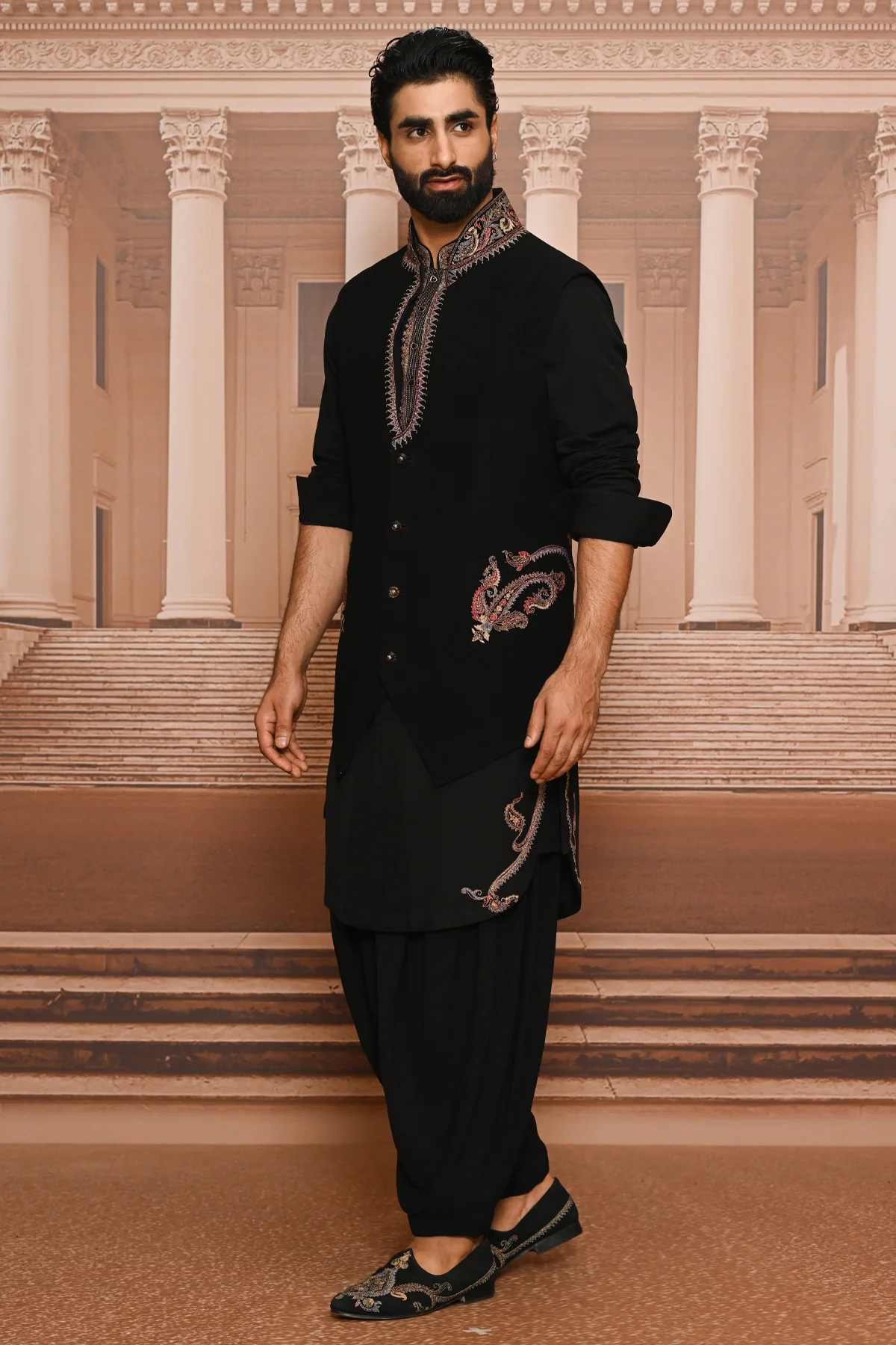 Ever Bloom Paisley Waistcoat Set - Image 3