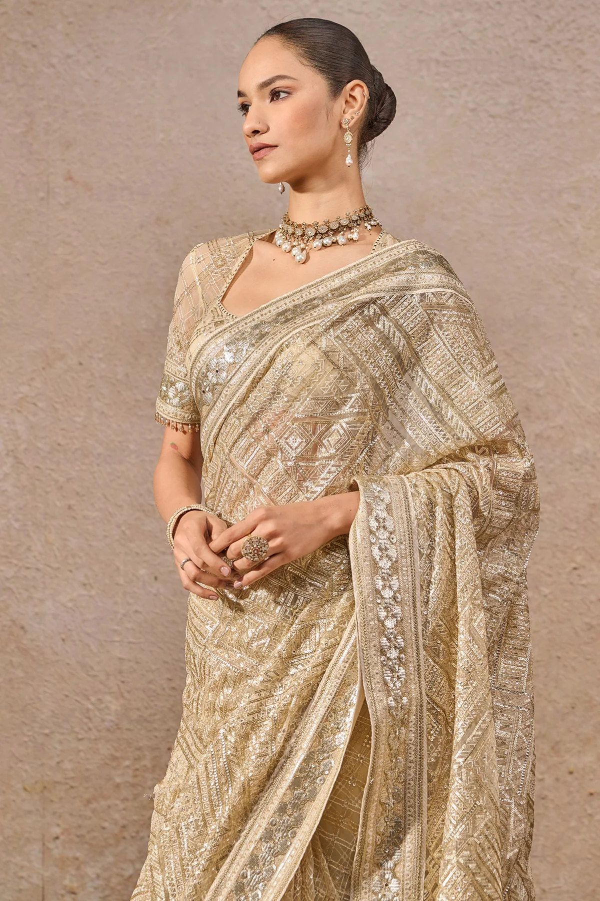 Languid Summer Resham & Zari Classic Saree - Image 3