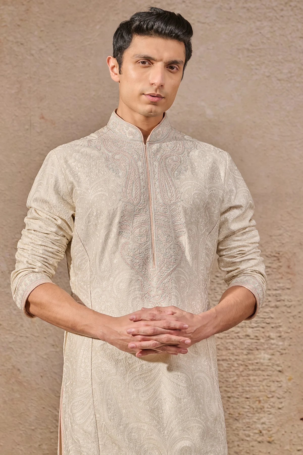 Languid Summer Self Textured Embroidered Kurta - Image 2