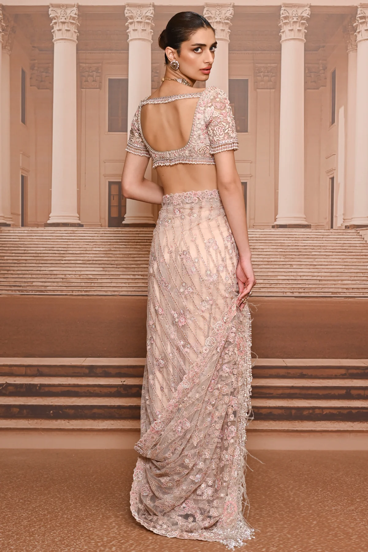 Ever Bloom Thread Embroidered Saree - Image 3